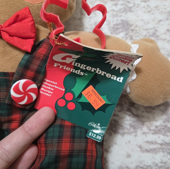 Gingerbread Plush Toy with Red Bow Tie, Gibson Greetings 1994. - Picture 7 of 9